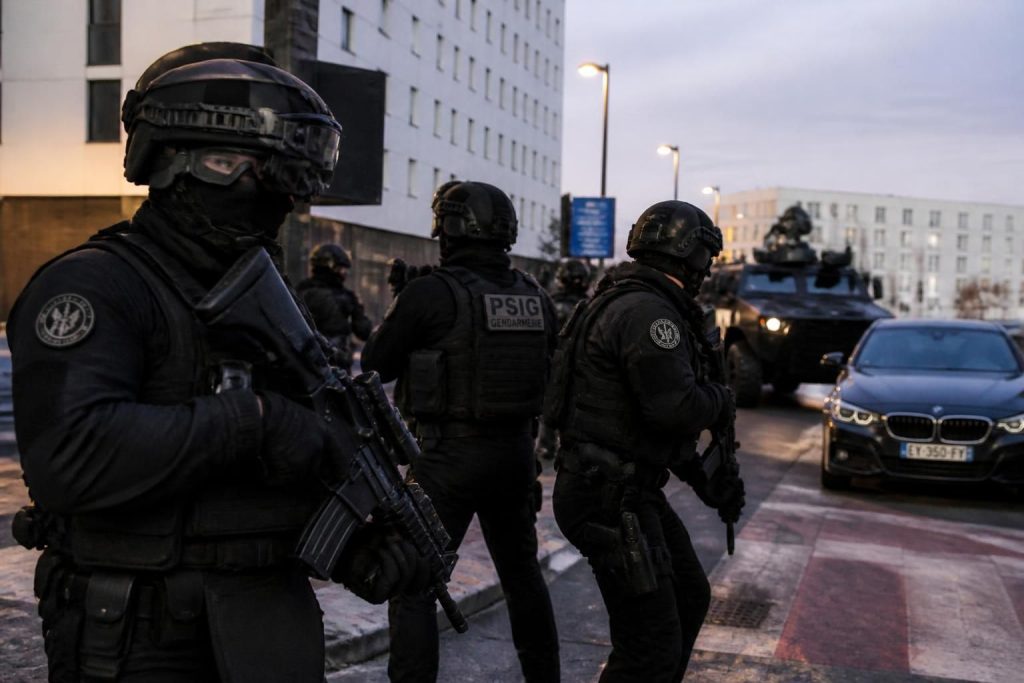 découvrez le rôle et les missions du p.s.i.g., le peloton de surveillance et d’intervention de la gendarmerie, spécialisé dans les interventions rapides et la sécurité publique.